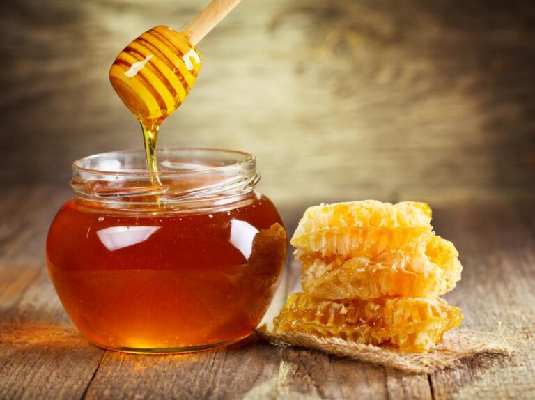 Honey Fix For Bee Stings